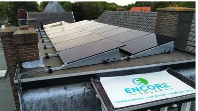 Zonnepanelen installatie Encore Solar plat dak